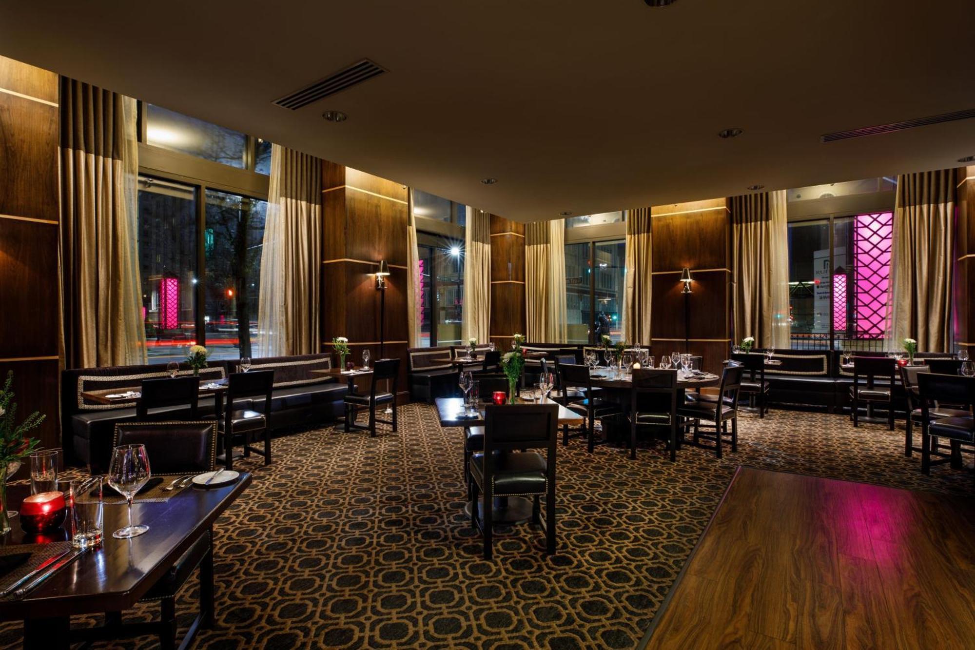 Ambassador Hotel Wichita, Autograph Collection מראה חיצוני תמונה